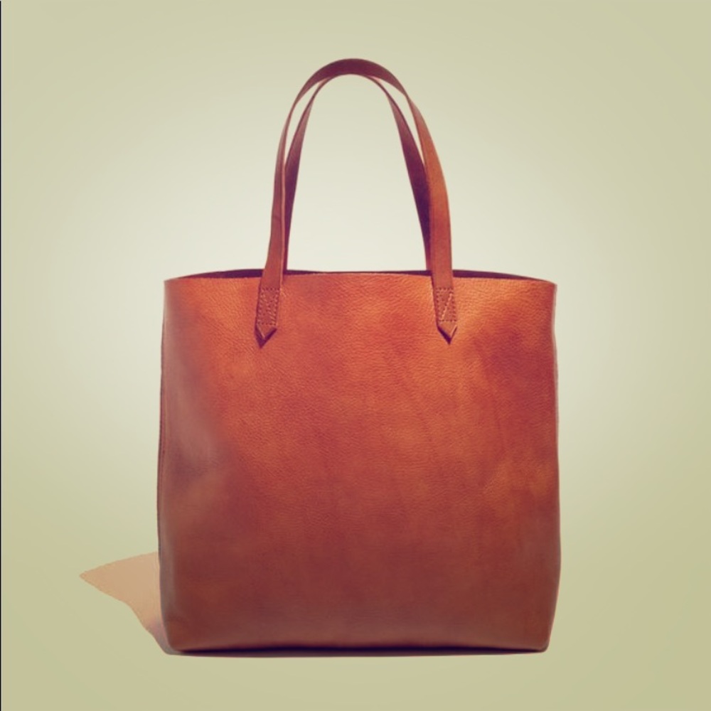 Madewell Transport Tote in English Saddle
